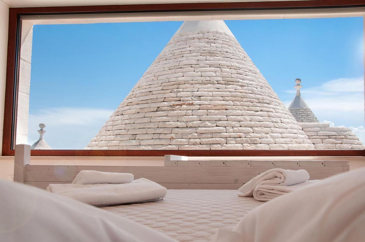 Trulli Loco Villa